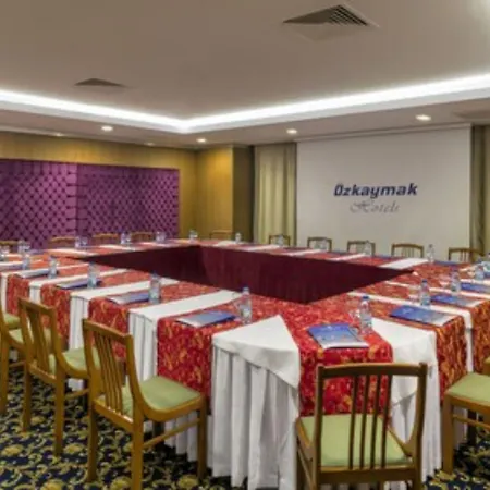 Oezkaymak Select Hotel
