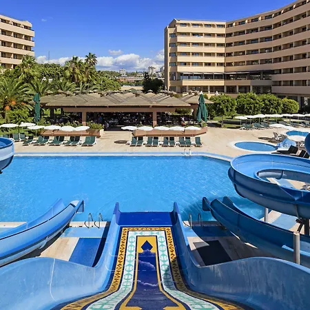 Hotel Oezkaymak Select